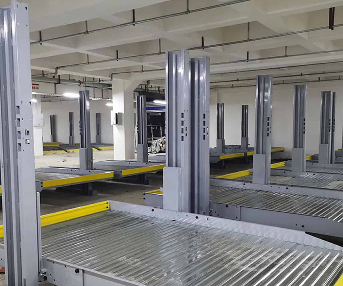 二層升降橫移立體停車設(shè)備過驗收.jpg
